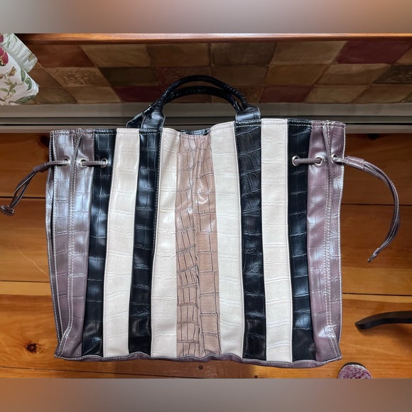 Newport News Bags Newport News Extra Large Tote Bag Poshmark